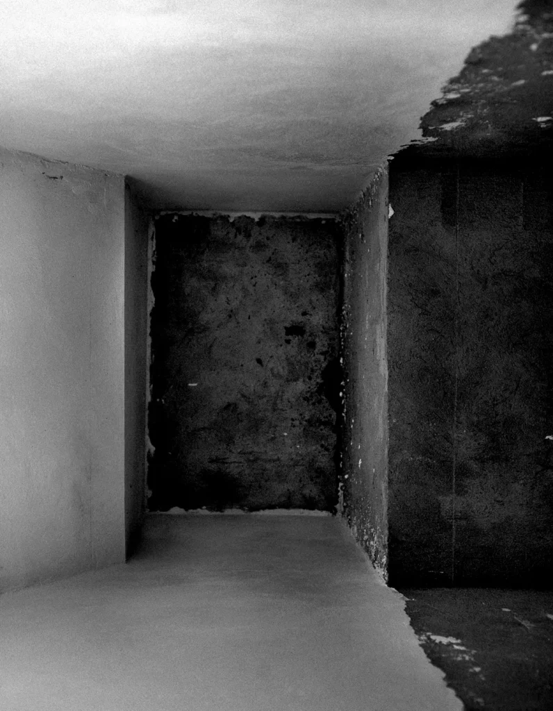 Photo Project Tacana. Half painted walls